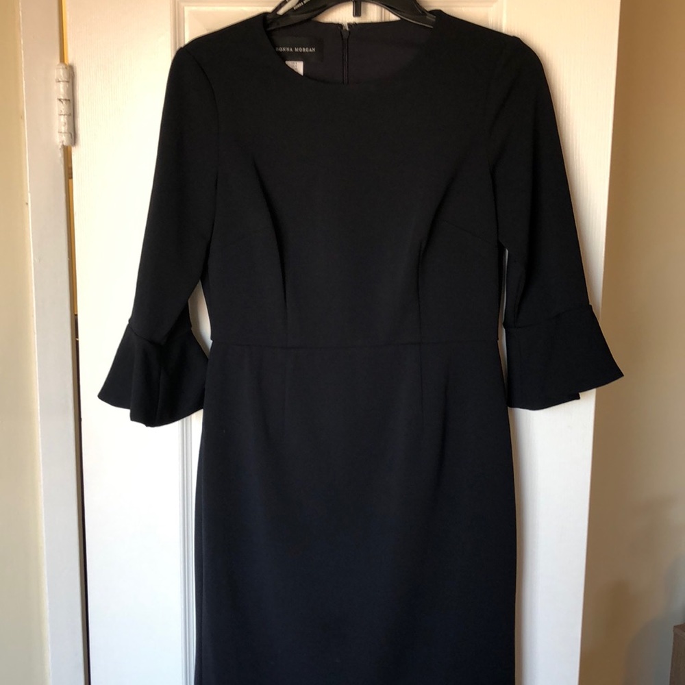Donna Morgan size 4 Navy Blue Dress